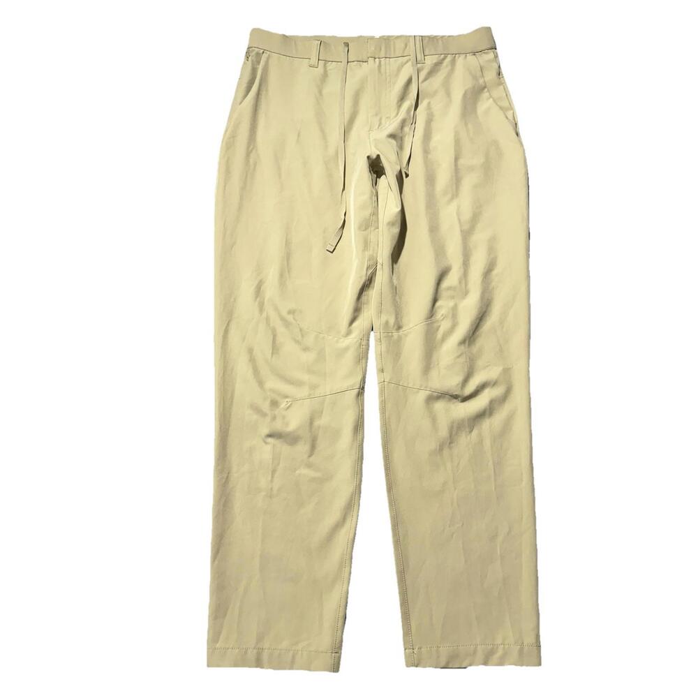 Men's Fabletics The Only Pant Beige Khaki 4-Way Stretch Size Medium Golf